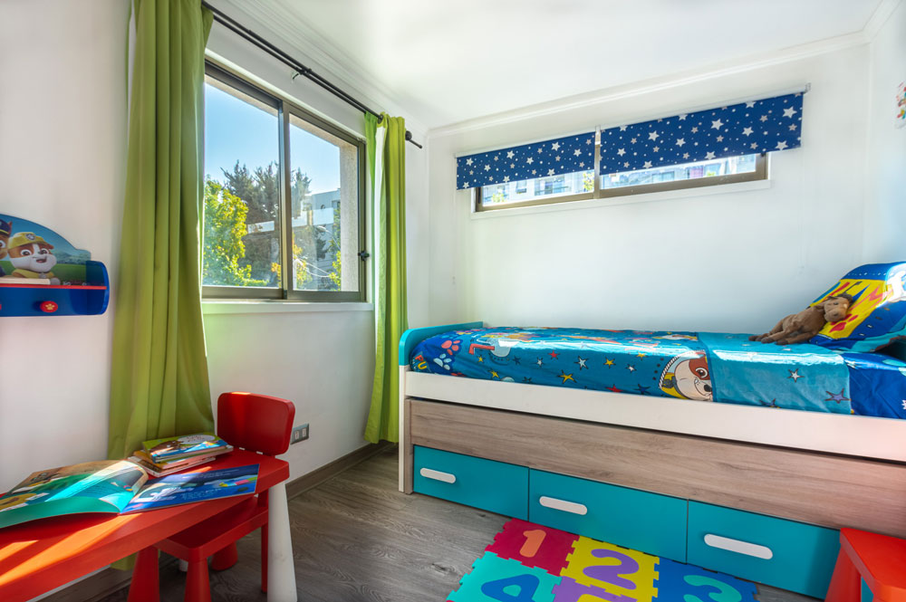 Dormitorio niños después de la actuación de CasaStaging